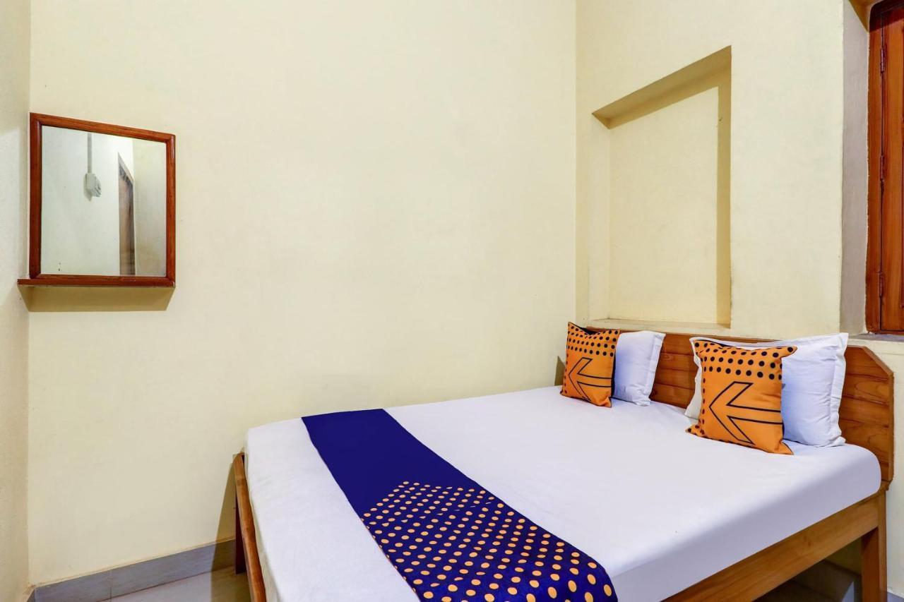 Hotel O Shivaye Rest House Деогар Екстер'єр фото